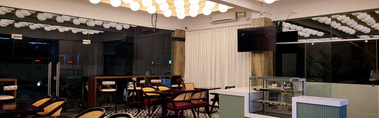 Locale - Cafe & Bistro